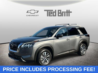 2024 Nissan Pathfinder SL