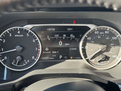 2024 Nissan Pathfinder SL