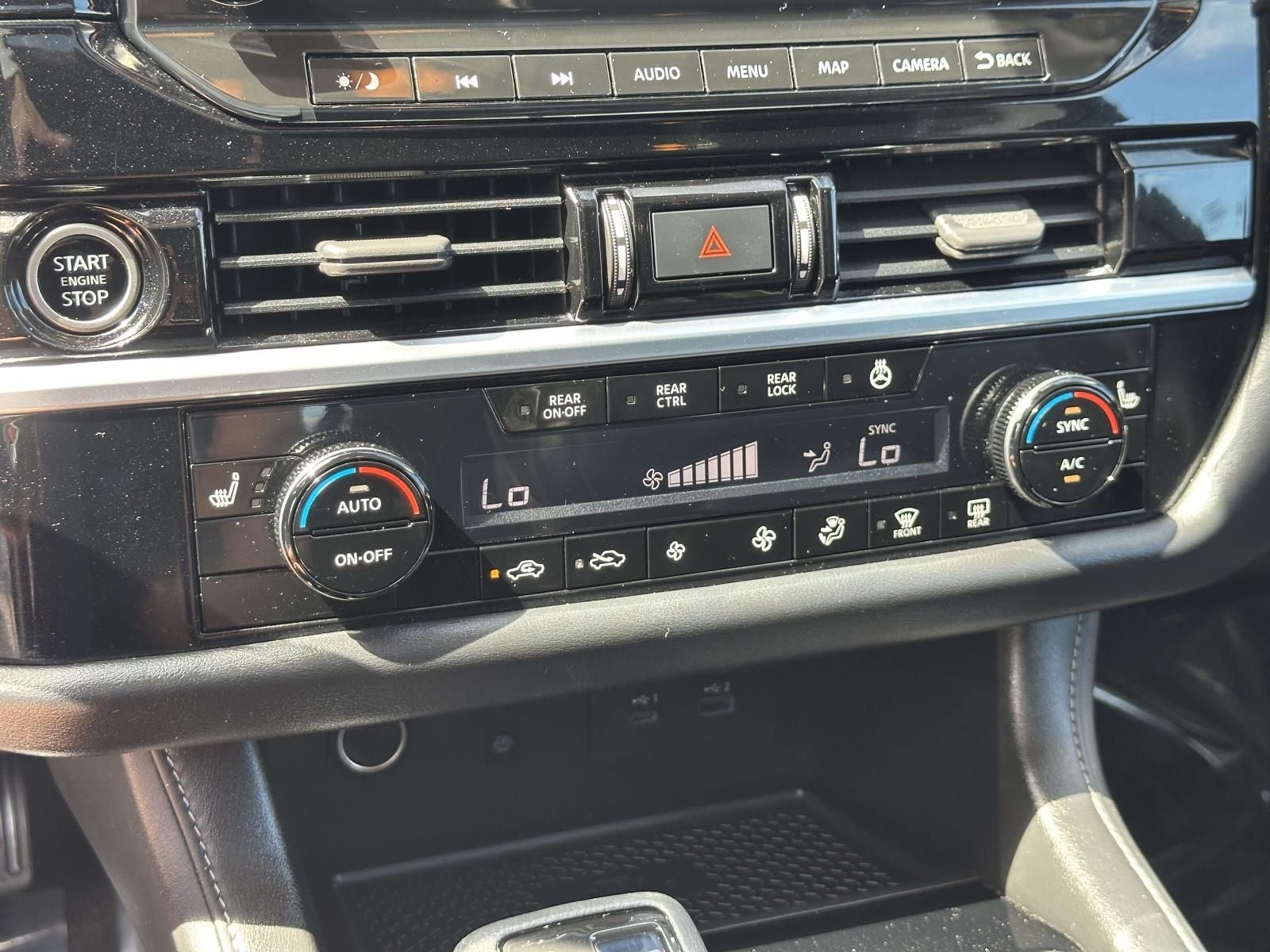2022 Nissan Pathfinder SL