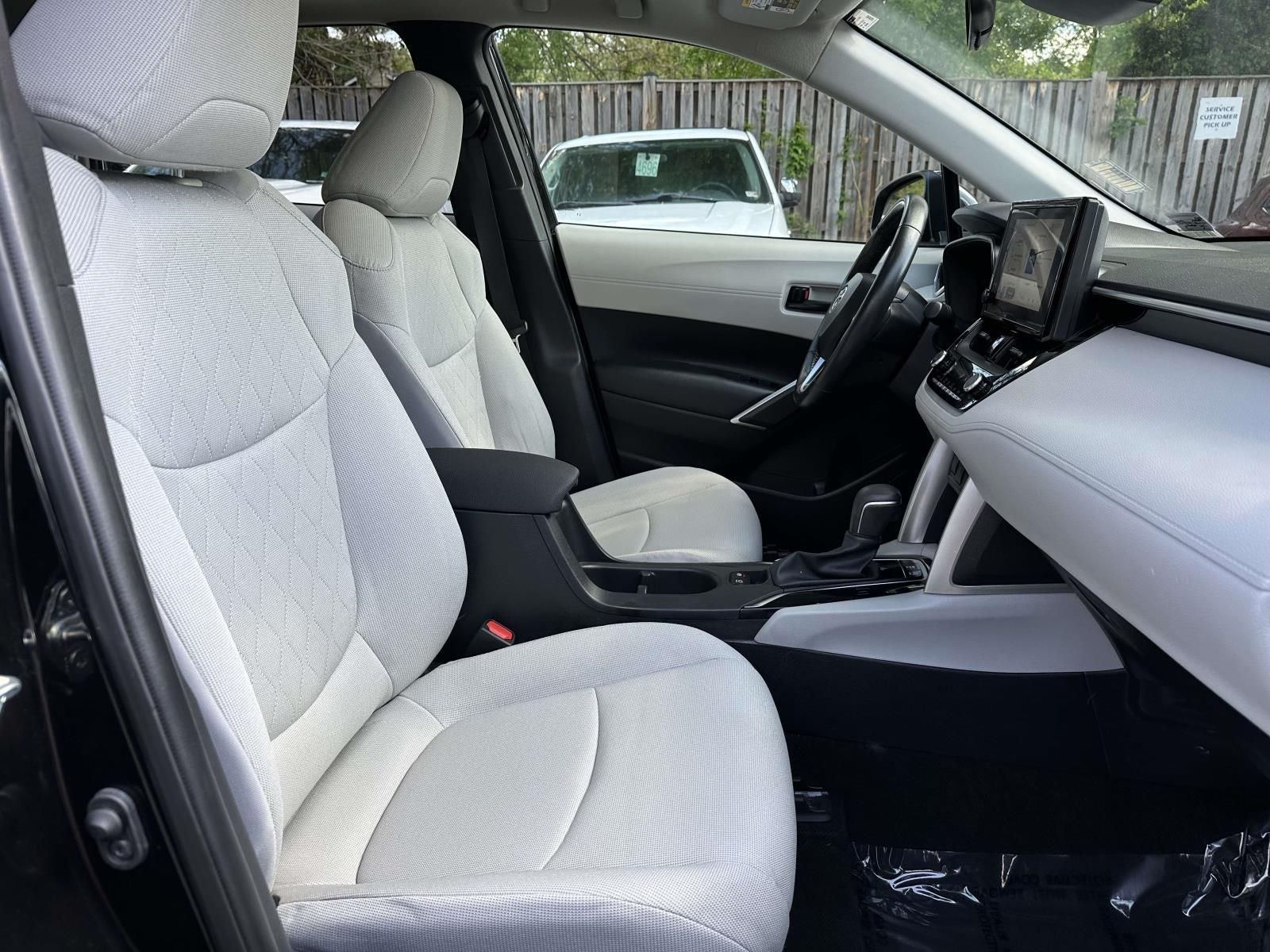 2023 Toyota Corolla Cross LE