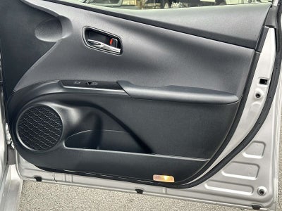 2022 Toyota Prius LE
