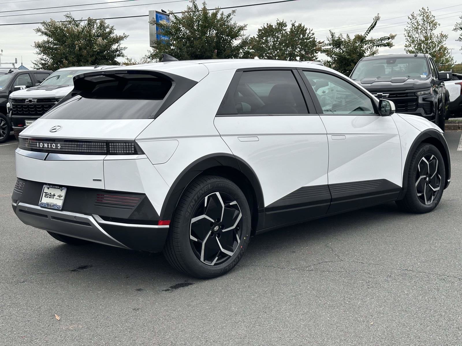 2022 Hyundai IONIQ 5 SEL