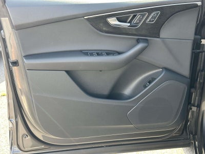 2022 Audi Q7 45 Premium quattro