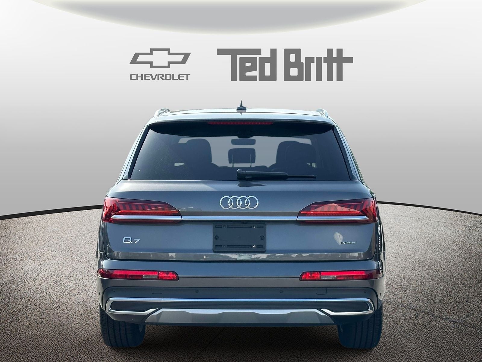 2022 Audi Q7 45 Premium quattro