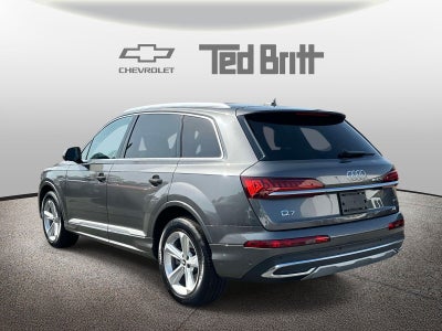 2022 Audi Q7 45 Premium quattro