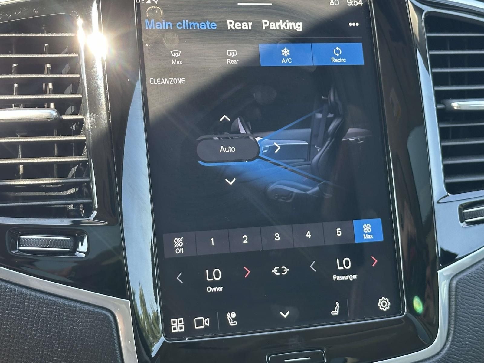2023 Volvo XC90 B6 Plus 7-Seater