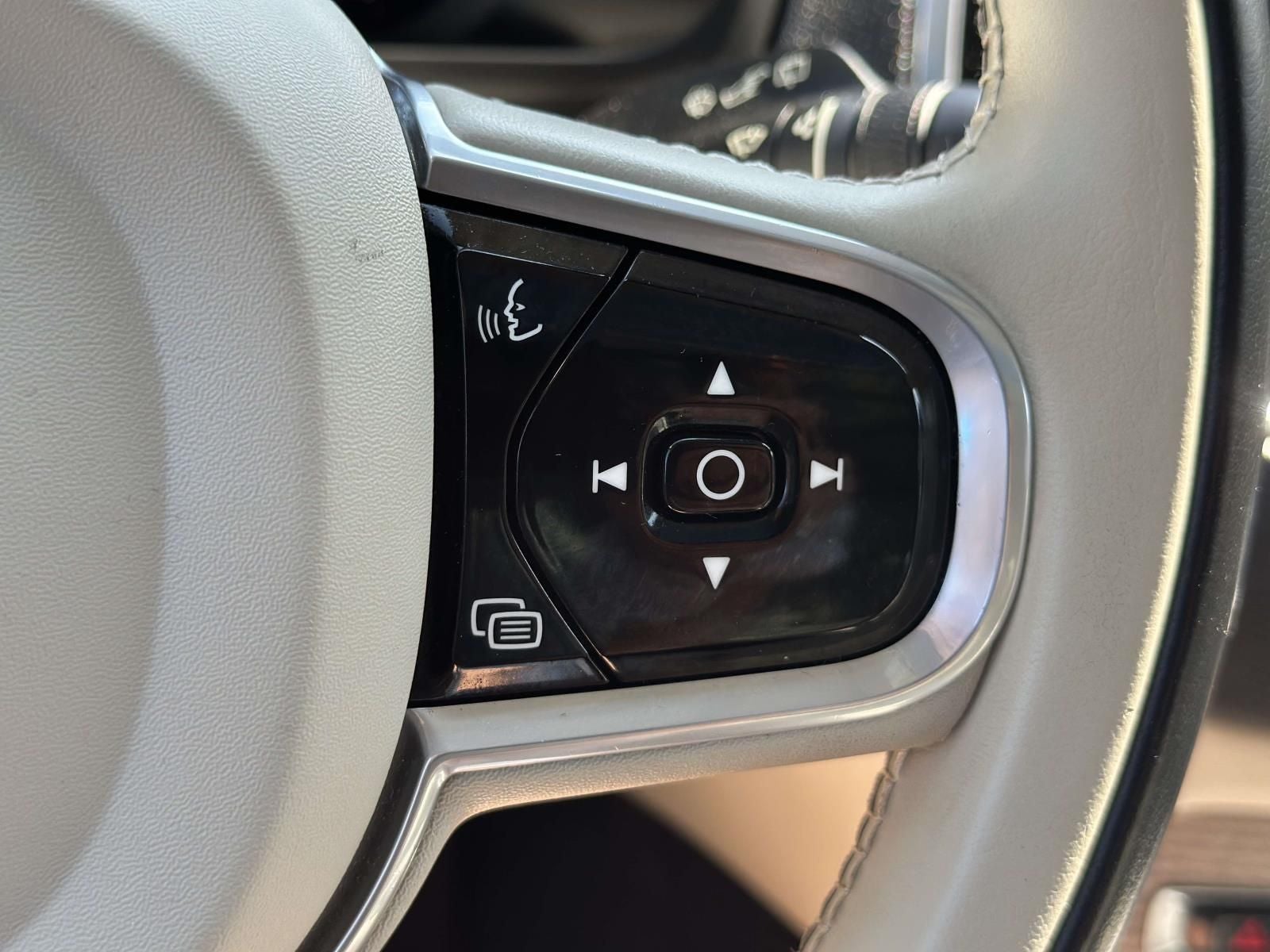 2023 Volvo XC90 B6 Plus 7-Seater