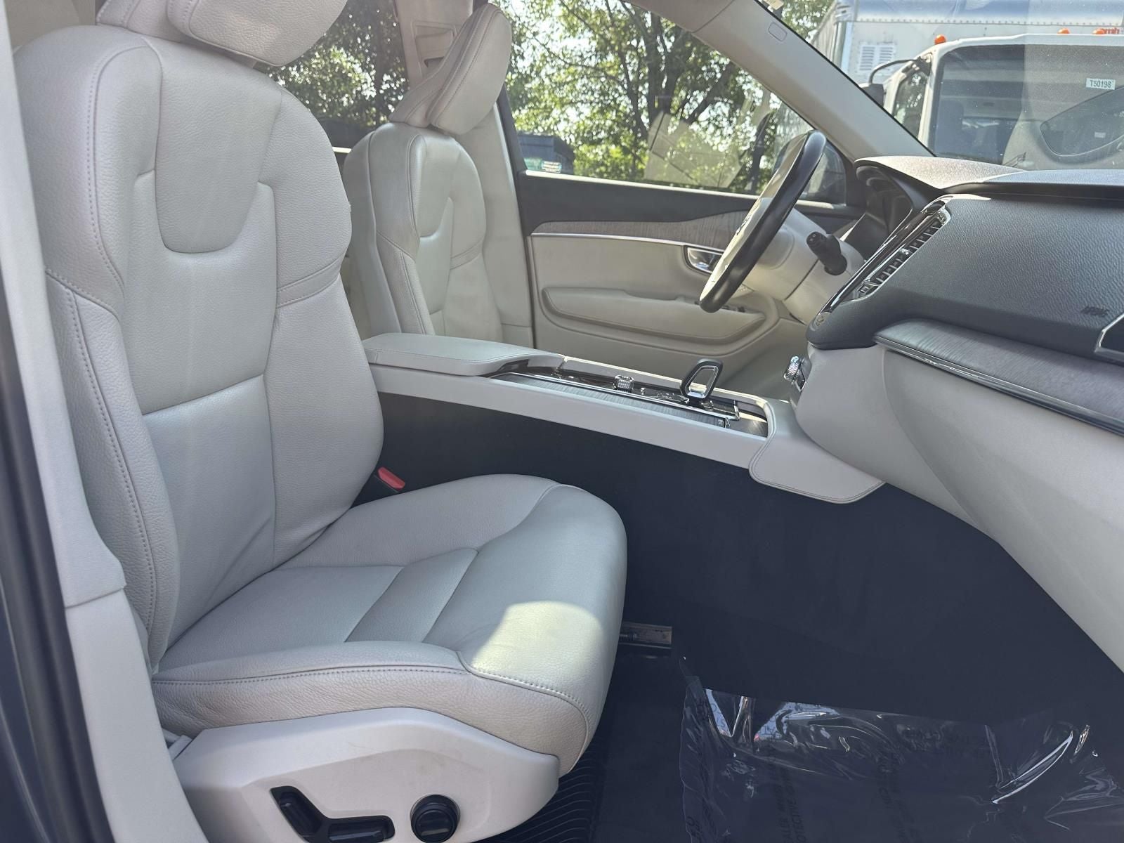 2023 Volvo XC90 B6 Plus 7-Seater