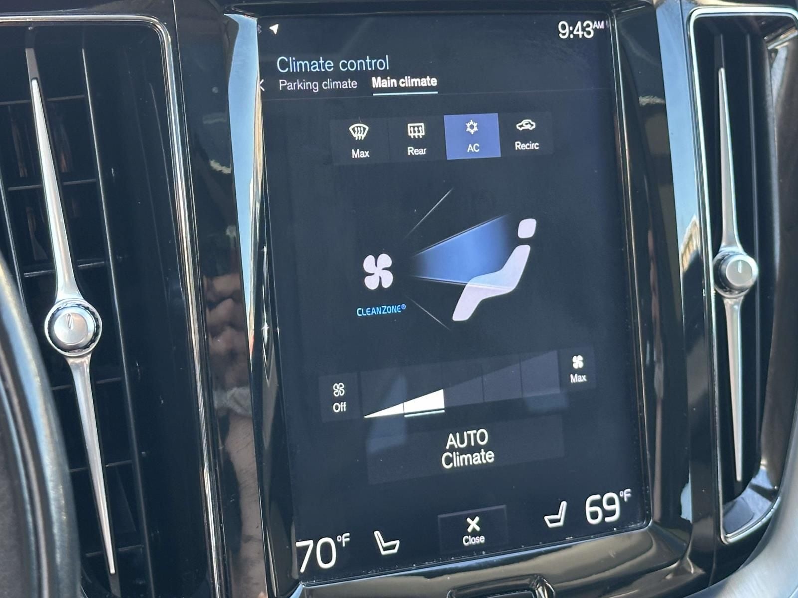 2018 Volvo XC60 T5 Momentum