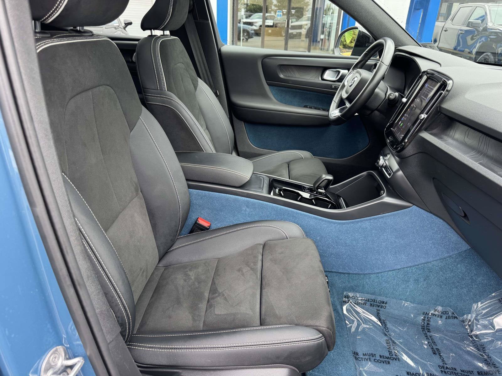 2023 Volvo XC40 Recharge Pure Electric Twin Plus