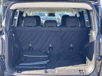 2023 Jeep Renegade Altitude