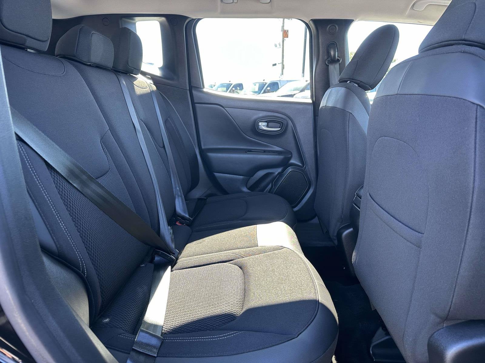 2023 Jeep Renegade Altitude