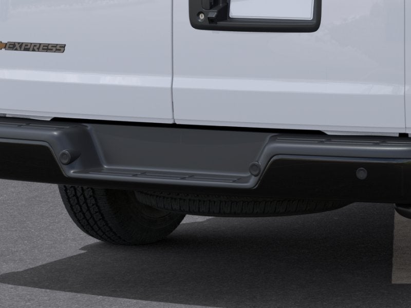 2026 Chevrolet Express Passenger 1LS