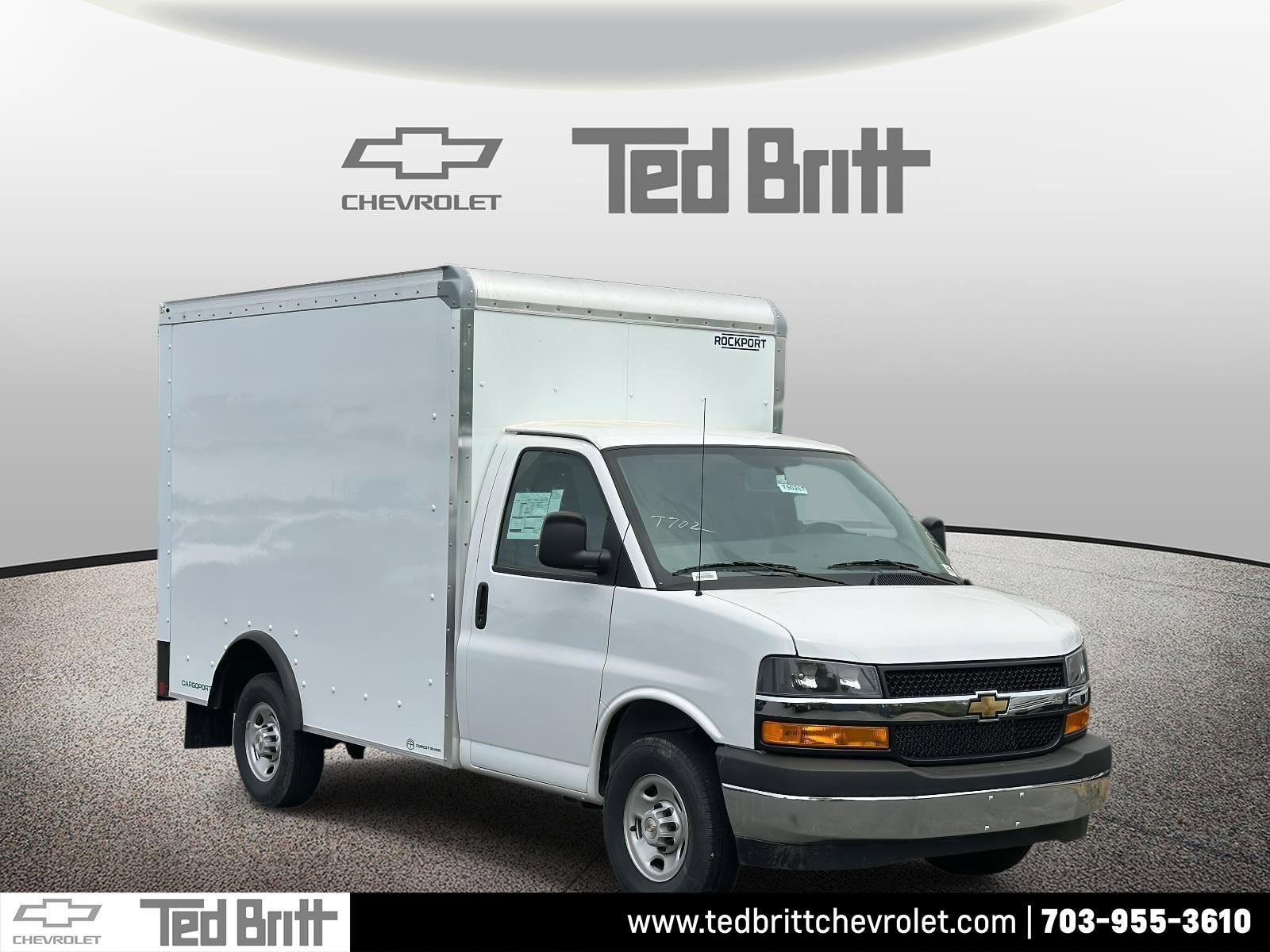 2025 Chevrolet Express Cutaway 3500 1WT