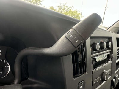 2025 Chevrolet Express Cutaway 3500 1WT