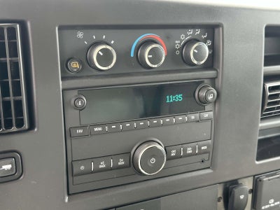 2025 Chevrolet Express Cutaway 3500 1WT