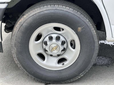 2025 Chevrolet Express Cutaway 3500 1WT