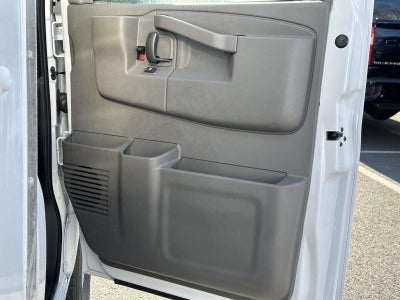 2025 Chevrolet Express Cutaway 3500 1WT