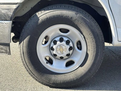 2025 Chevrolet Express Cutaway 3500 1WT