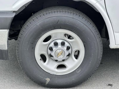 2025 Chevrolet Express Cutaway 3500 1WT