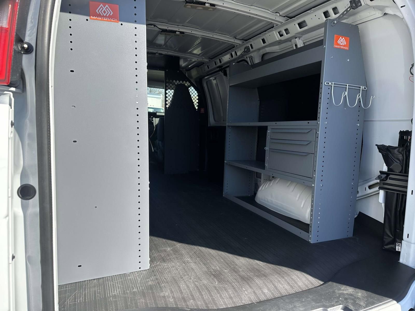 2025 Chevrolet Express Cargo WT