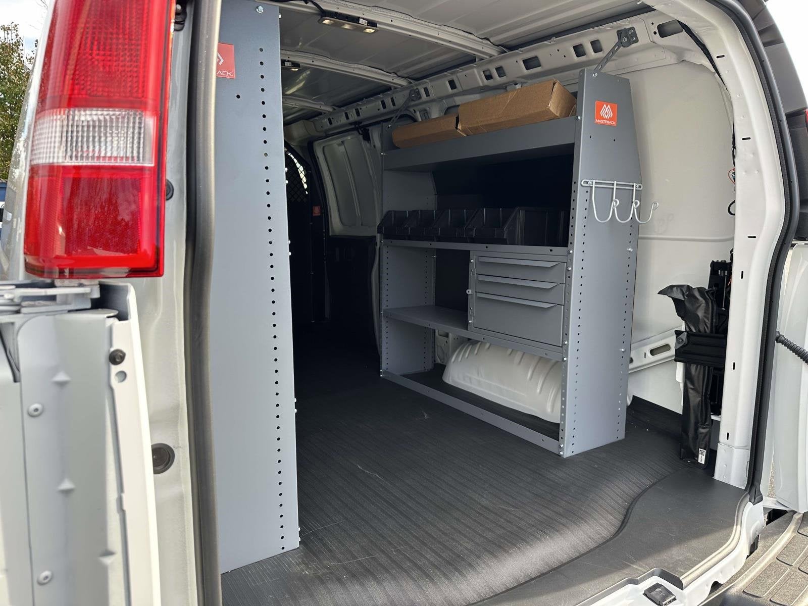 2025 Chevrolet Express Cargo 2500 WT