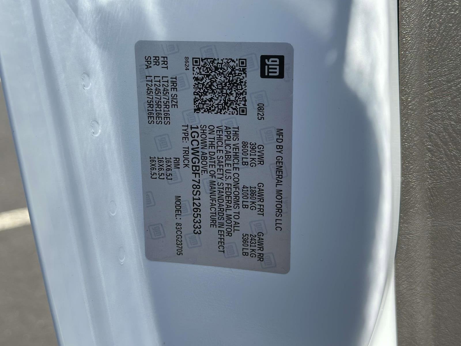 2025 Chevrolet Express Cargo 2500 WT