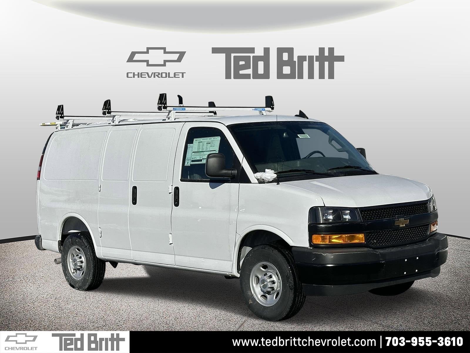 2025 Chevrolet Express Cargo 3500 WT
