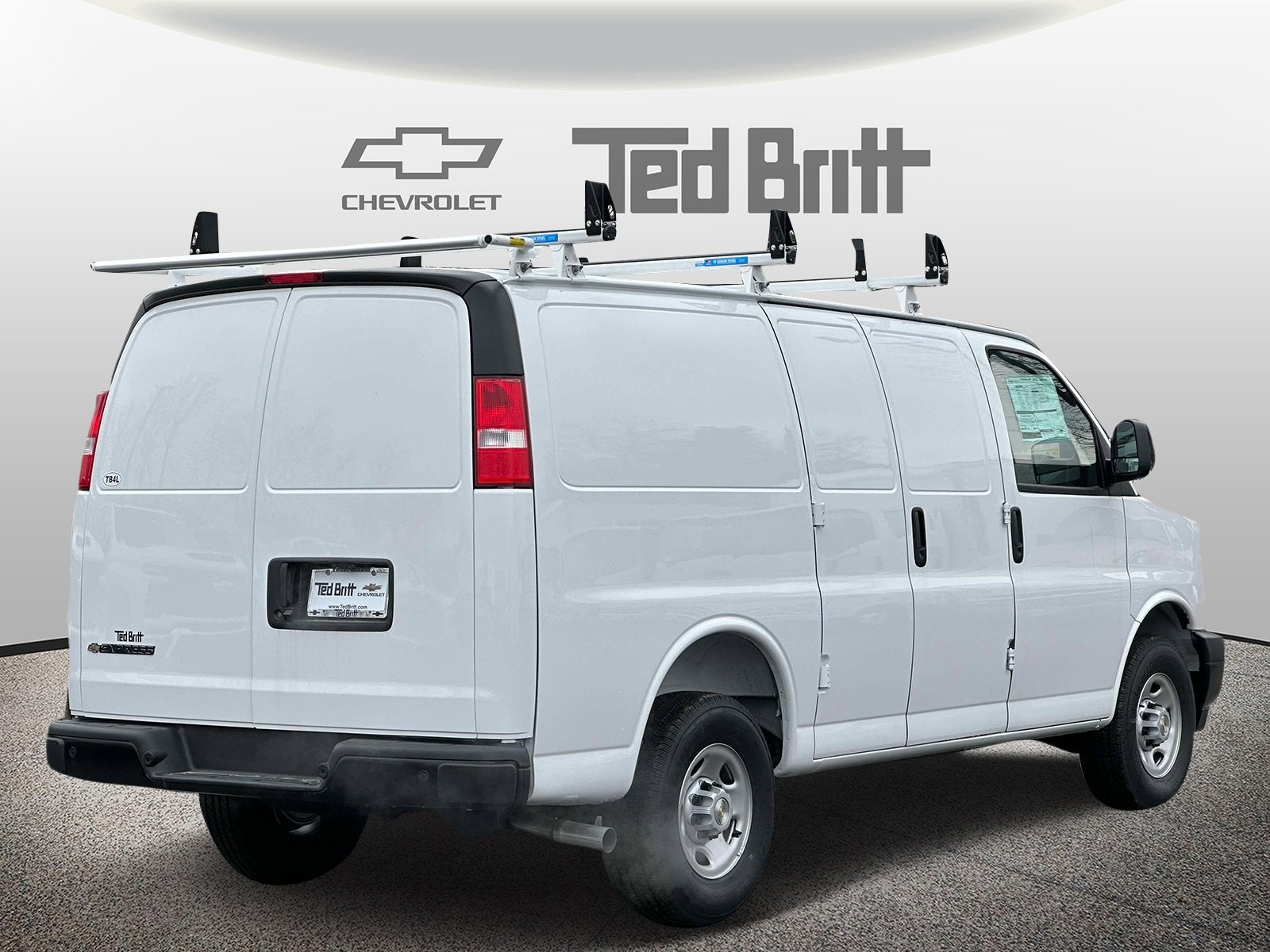 2025 Chevrolet Express Cargo 3500 WT
