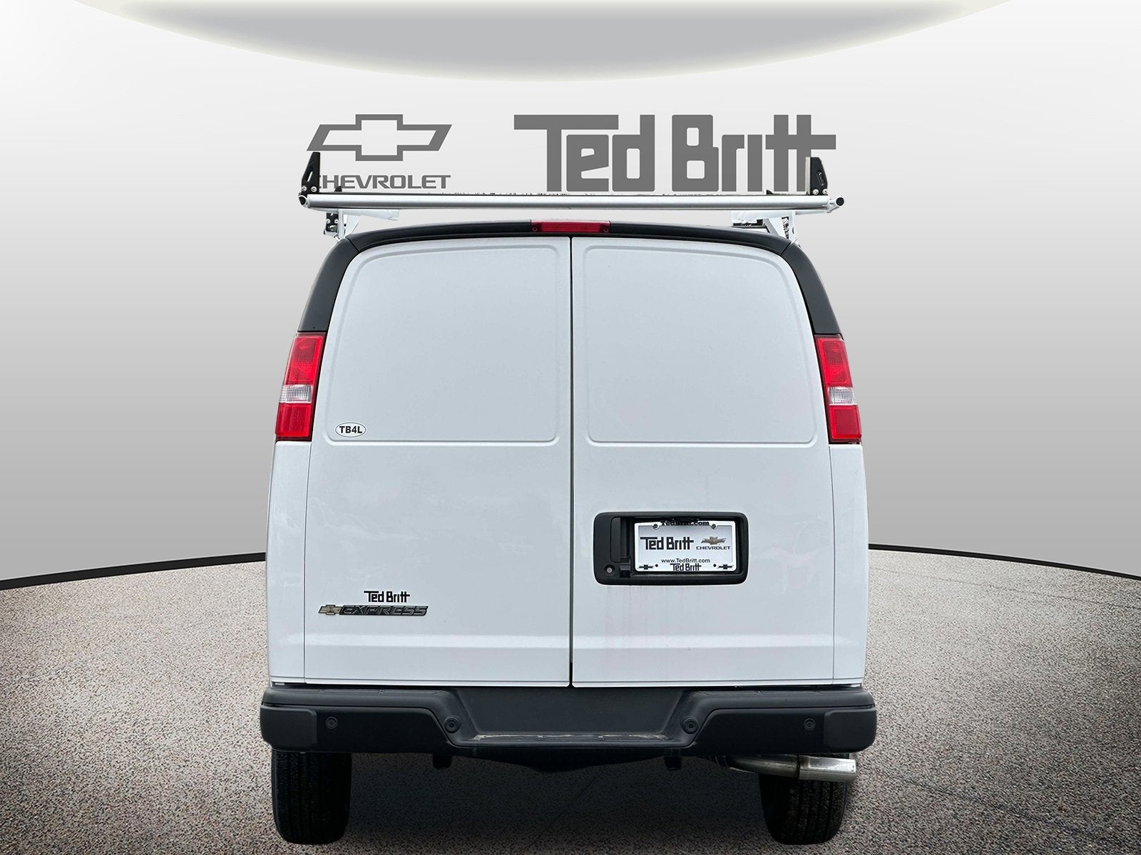 2025 Chevrolet Express Cargo 3500 WT