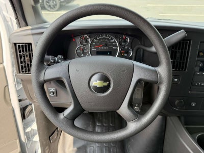 2025 Chevrolet Express Cargo 3500 WT