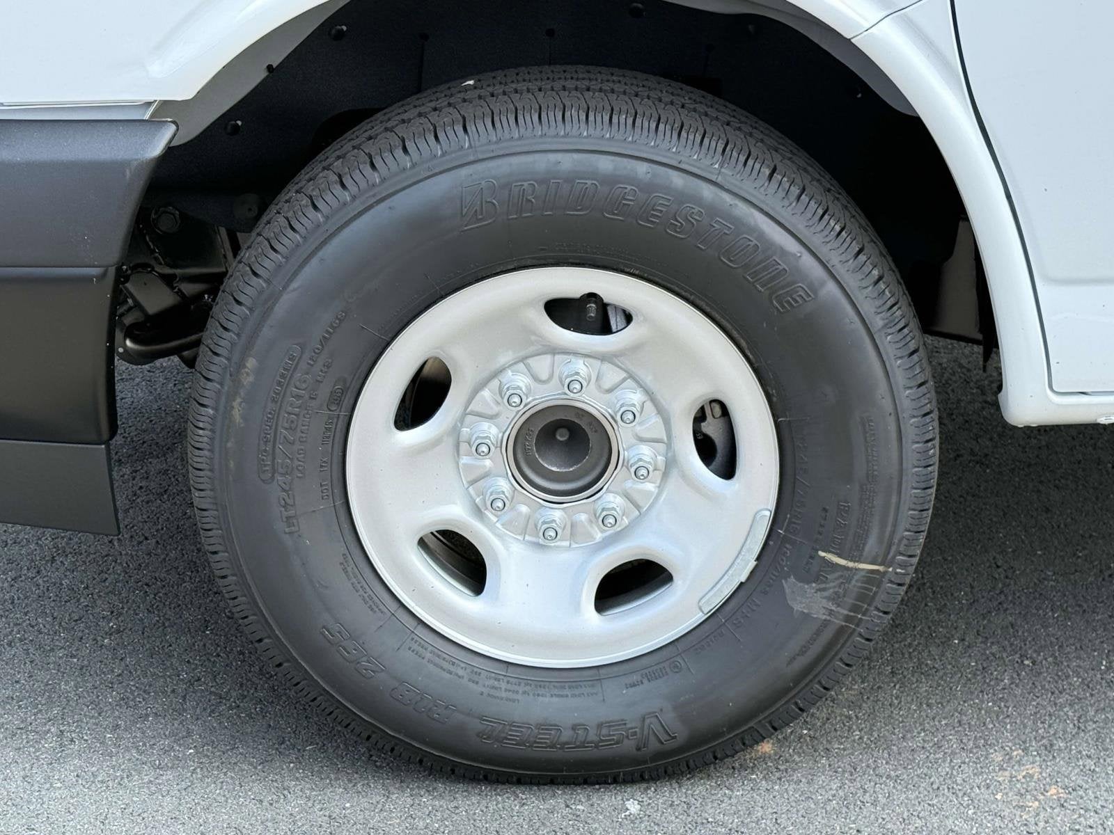 2025 Chevrolet Express Cargo 3500 WT