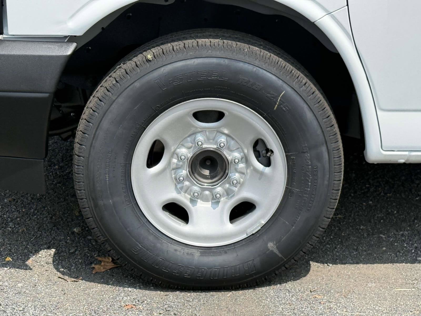 2025 Chevrolet Express Cargo 3500 WT