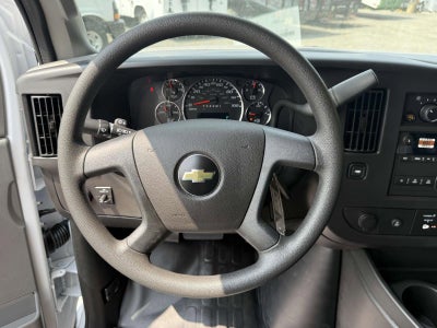 2025 Chevrolet Express Cargo 3500 WT