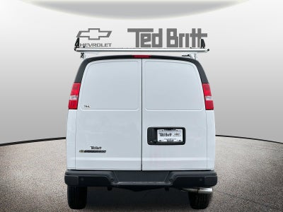 2025 Chevrolet Express Cargo 3500 WT