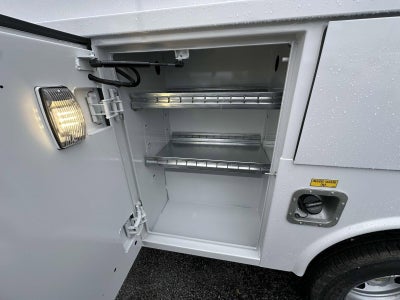 2025 Chevrolet Express Cutaway 3500 1WT