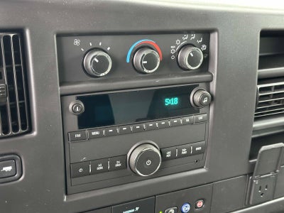 2025 Chevrolet Express Cutaway 3500 1WT