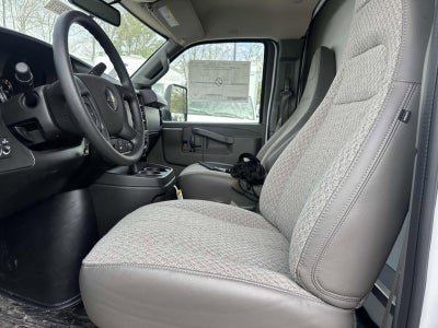 2025 Chevrolet Express Cutaway 4500 2WT