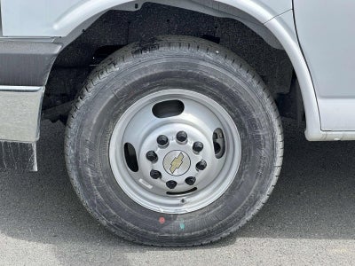 2025 Chevrolet Express Cutaway 4500 2WT