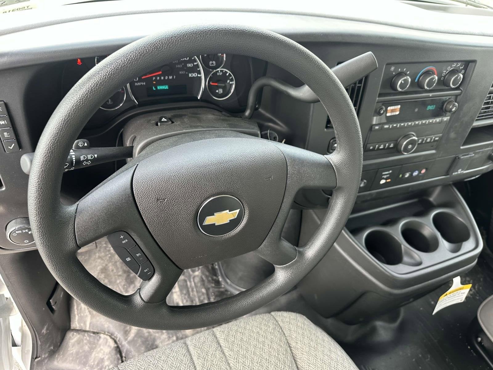 2025 Chevrolet Express Cutaway 4500 2WT