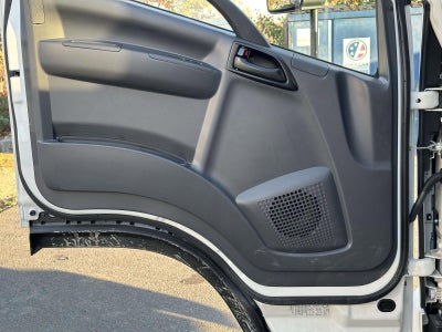 2025 Chevrolet Low Cab Forward 5500 XG Base