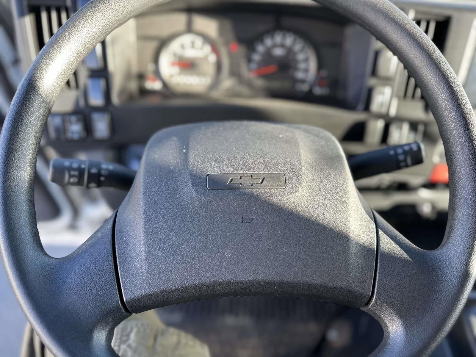 2025 Chevrolet Low Cab Forward 5500 XG Base