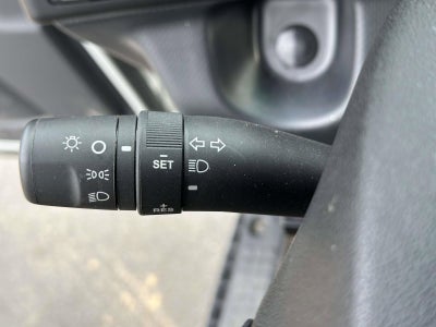 2025 Chevrolet Low Cab Forward 5500 XG Base