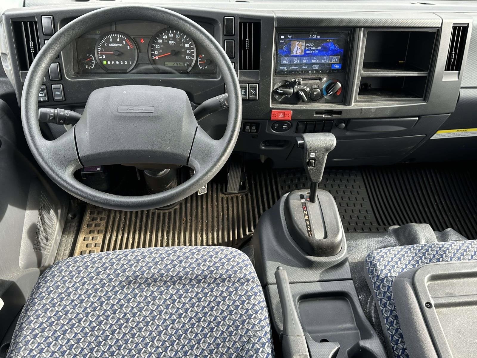 2025 Chevrolet Low Cab Forward 5500 XG Base