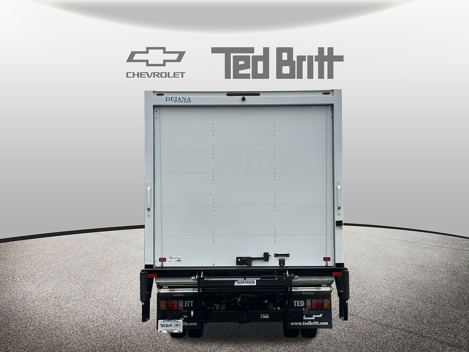 2024 Chevrolet Low Cab Forward 5500 XG Base