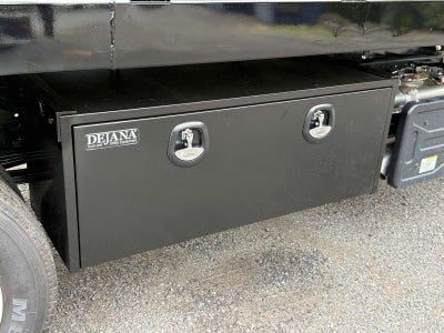 2025 Chevrolet Low Cab Forward 5500 XD Base