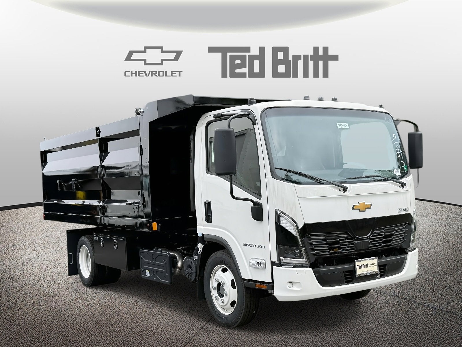 2025 Chevrolet Low Cab Forward 5500 XD Base